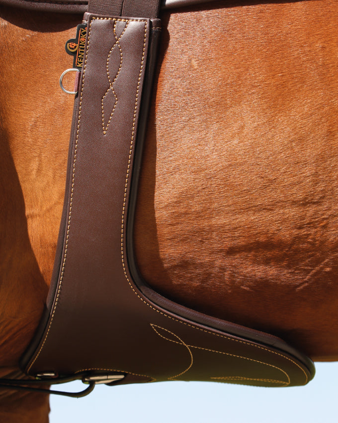 Stud Girth Brown 135