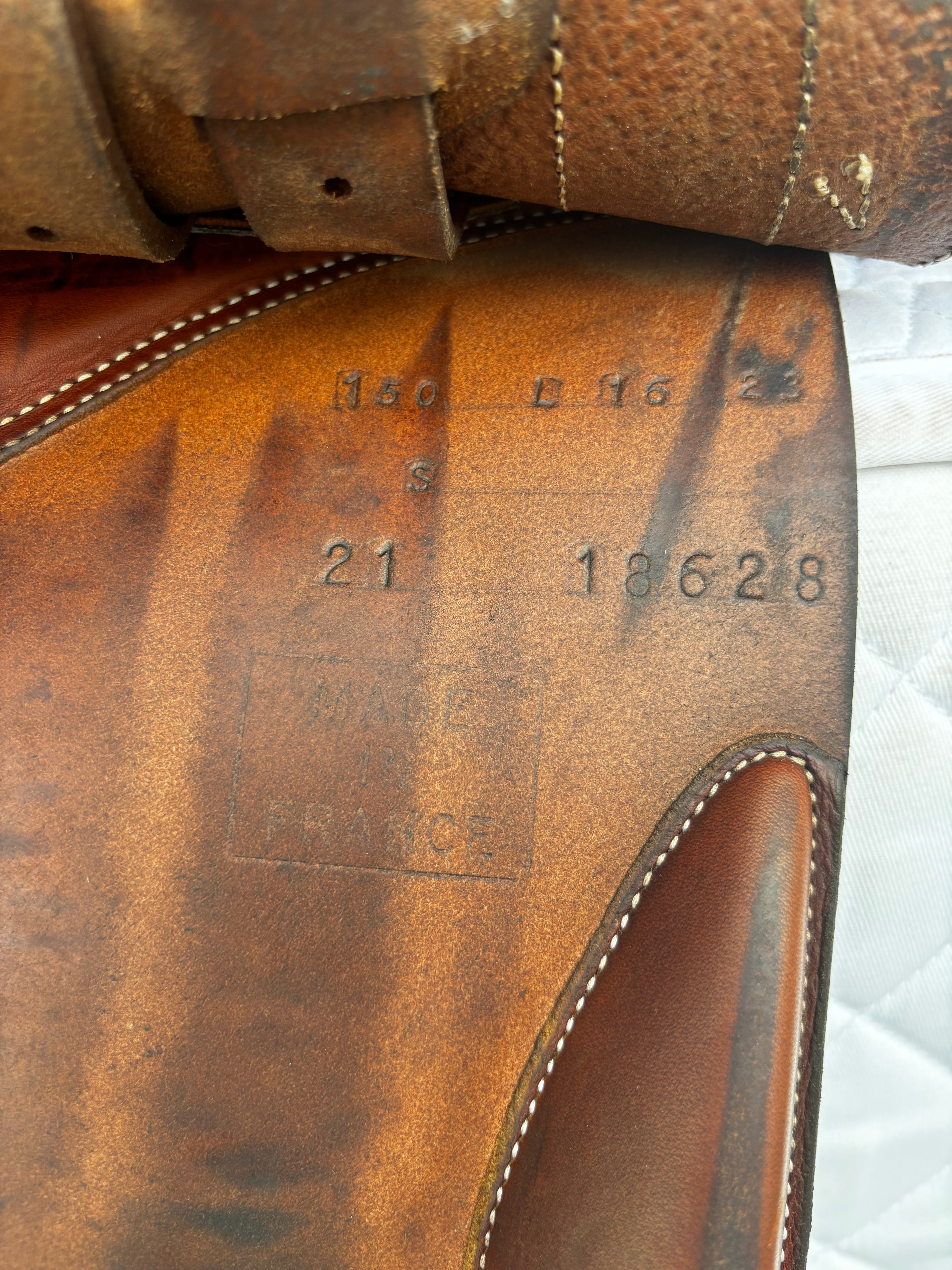 Butet used saddle 16” L - SEMI FLAT SEAT