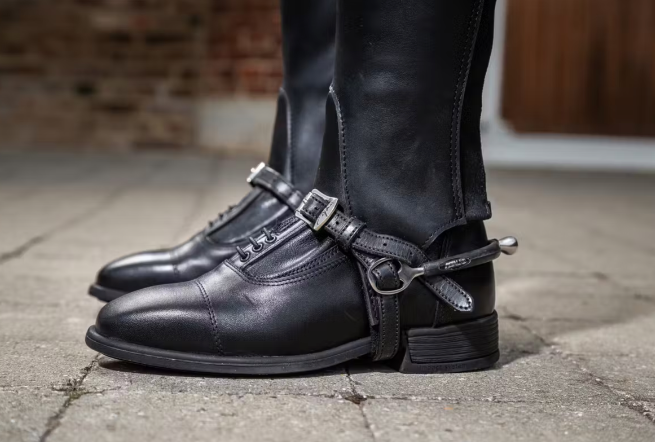 Dyon Spur Straps