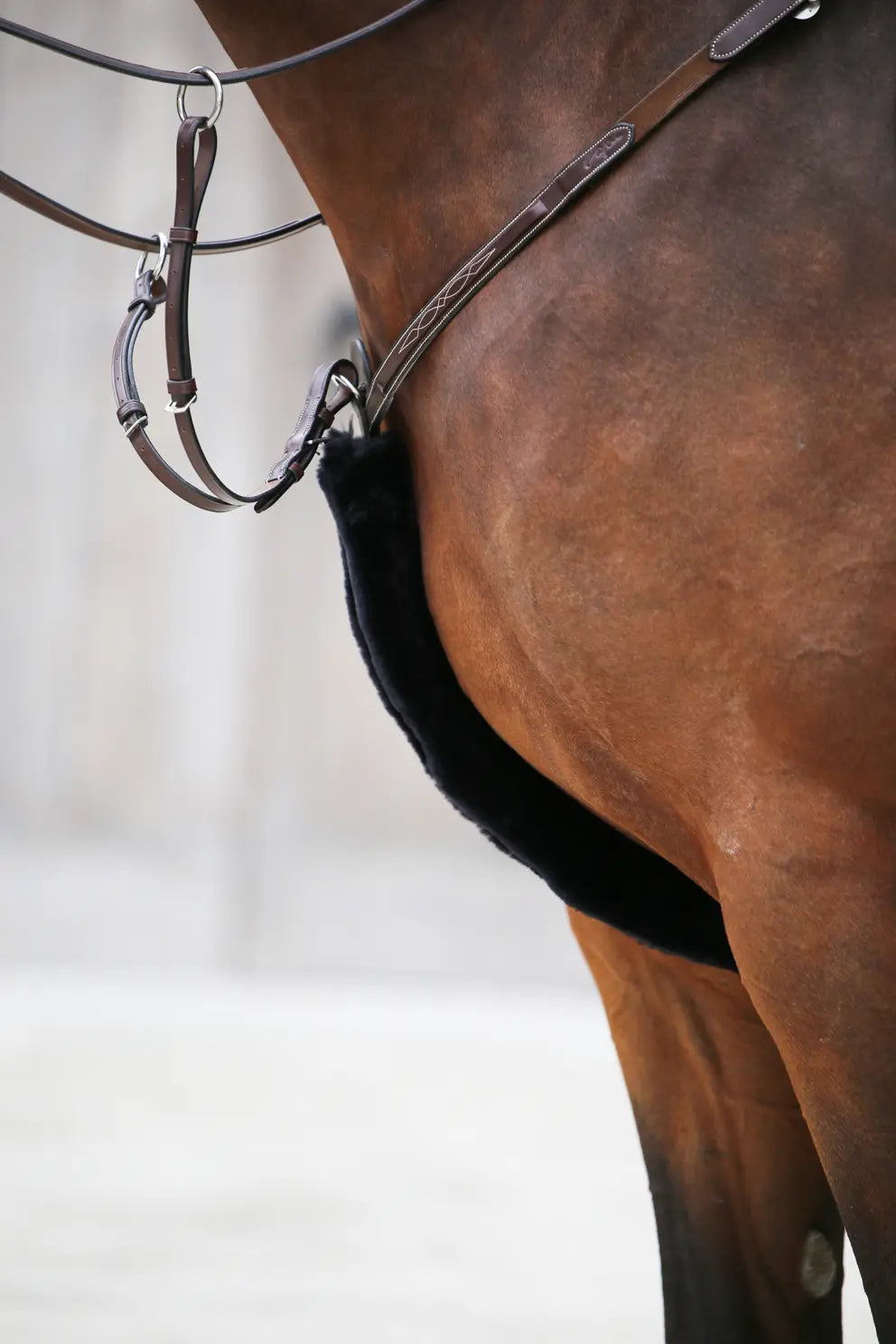 KENTUCKY HORSEWEAR Sheepskin Breastplate Cover image 3