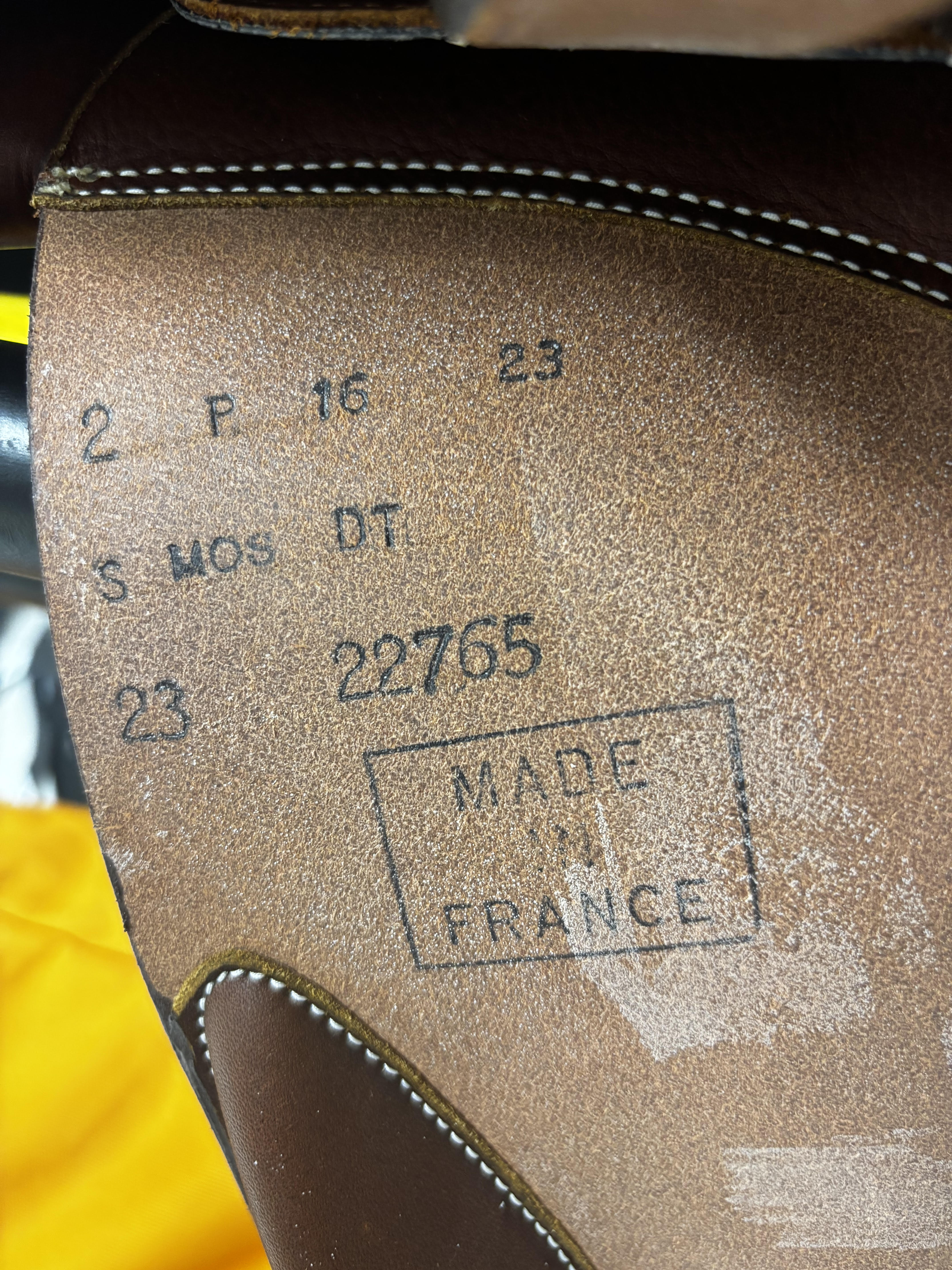 Butet Saddle 16" P - FLAT SEAT