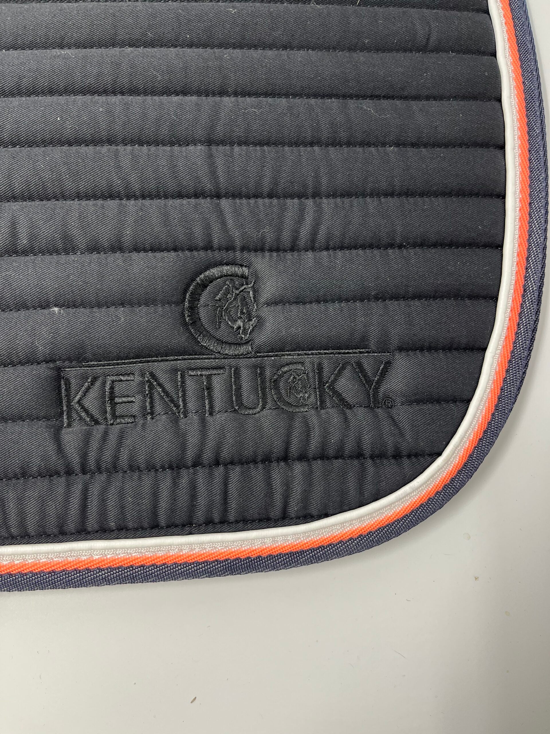 KENTUCKY HORSEWEAR Color Edition Saddle Pad - Navy/Pink/Burgundy