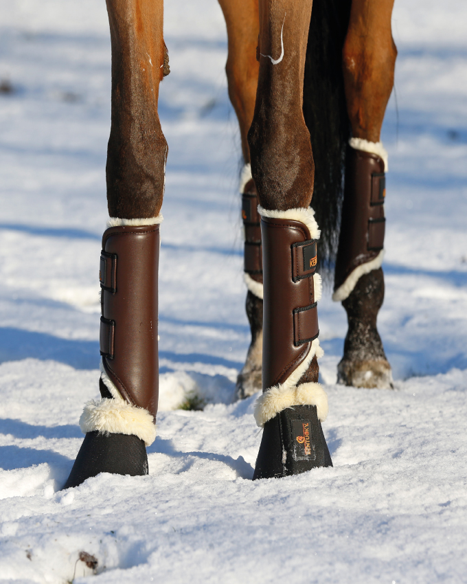 hoof boots for turnout